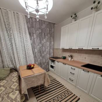 Сдается 2-х комнатная квартира, 60 м²