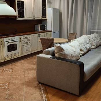 Продается 3-х комнатная квартира, 98 м²