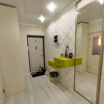 Продается 2-х комнатная квартира, 60 м²