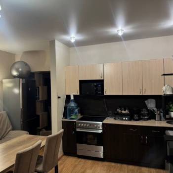 Продается 1-комнатная квартира, 41 м²