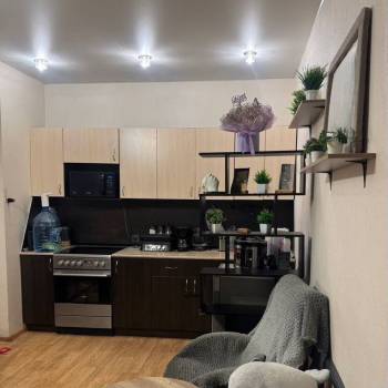 Продается 1-комнатная квартира, 41 м²