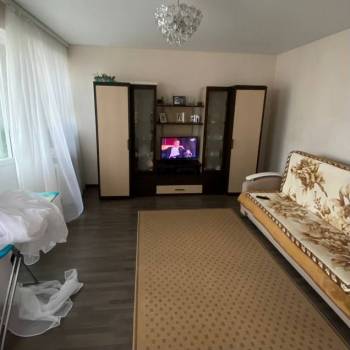 Продается 1-комнатная квартира, 33 м²