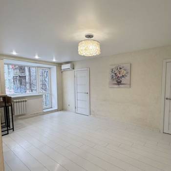 Продается 2-х комнатная квартира, 43 м²