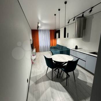 Продается 1-комнатная квартира, 47 м²