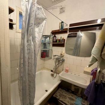 Продается 3-х комнатная квартира, 53 м²