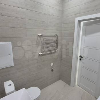 Продается 1-комнатная квартира, 54 м²
