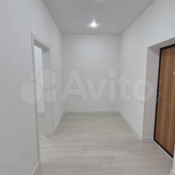 Продается 1-комнатная квартира, 54 м²