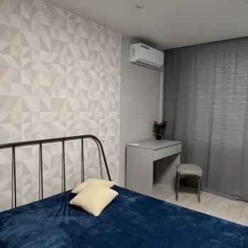 Продается 1-комнатная квартира, 45 м²