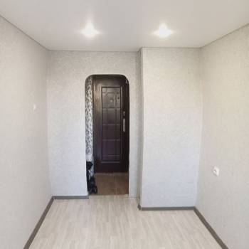 Продается 1-комнатная квартира, 13,3 м²