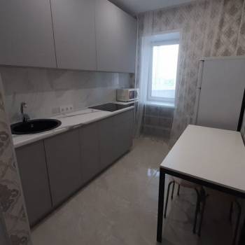 Сдается Многокомнатная квартира, 80 м²
