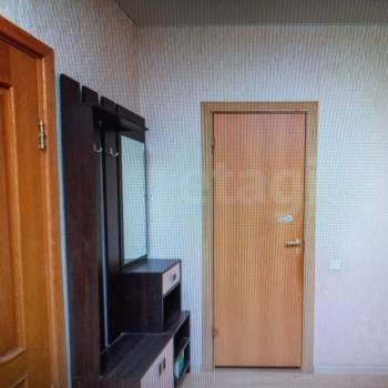 Продается 1-комнатная квартира, 42 м²