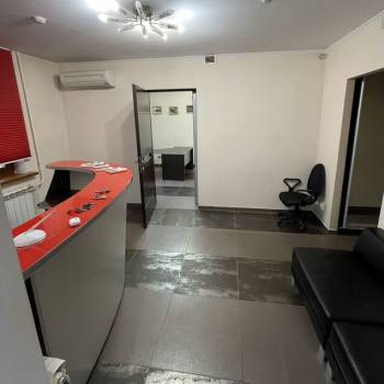 Сдается Нежилое помещение, 100 м²