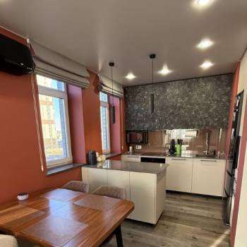 Сдается 2-х комнатная квартира, 85,4 м²