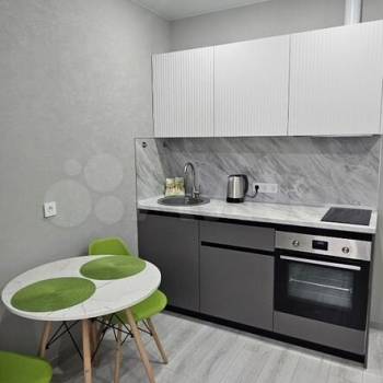 Сдается 1-комнатная квартира, 38,5 м²