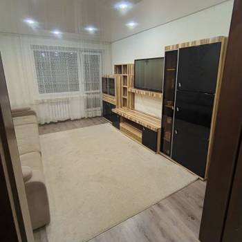 Сдается Многокомнатная квартира, 62 м²
