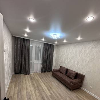 Сдается Многокомнатная квартира, 102 м²