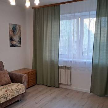 Сдается 1-комнатная квартира, 35 м²