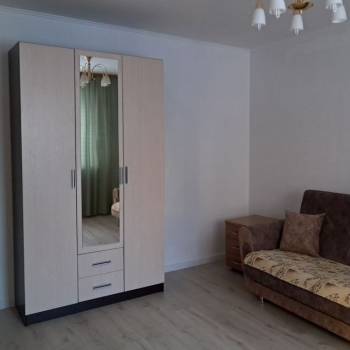 Сдается 1-комнатная квартира, 35 м²