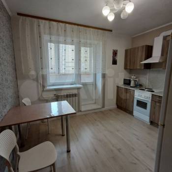 Сдается 1-комнатная квартира, 35 м²