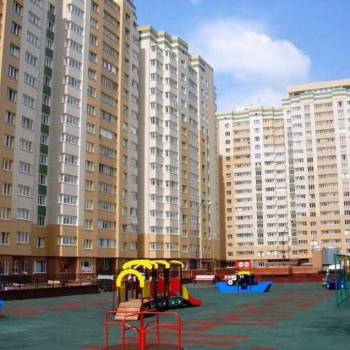 Сдается 2-х комнатная квартира, 75 м²