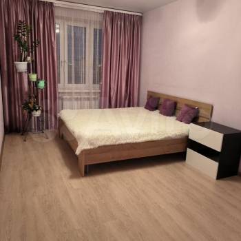 Сдается 2-х комнатная квартира, 75 м²