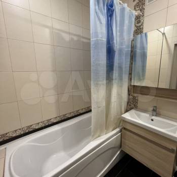 Сдается 1-комнатная квартира, 32 м²