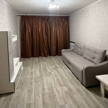 Сдается 2-х комнатная квартира, 55 м²