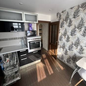 Сдается 2-х комнатная квартира, 61 м²