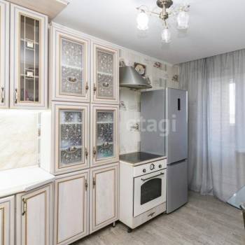 Продается 1-комнатная квартира, 43 м²