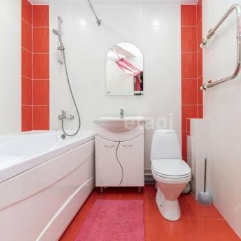 Продается 1-комнатная квартира, 43 м²