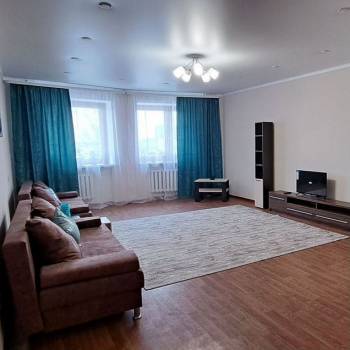 Сдается 2-х комнатная квартира, 82 м²