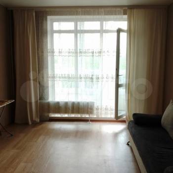 Сдается 1-комнатная квартира, 47 м²