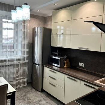 Сдается 2-х комнатная квартира, 60 м²