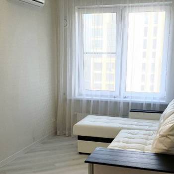 Продается 1-комнатная квартира, 35 м²