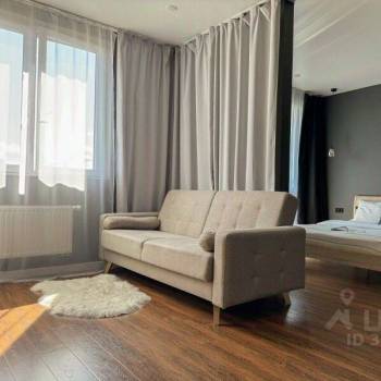 Продается 1-комнатная квартира, 50 м²