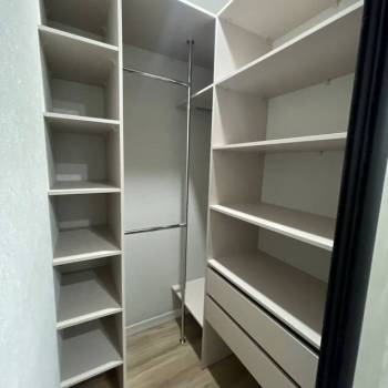 Продается 1-комнатная квартира, 41 м²