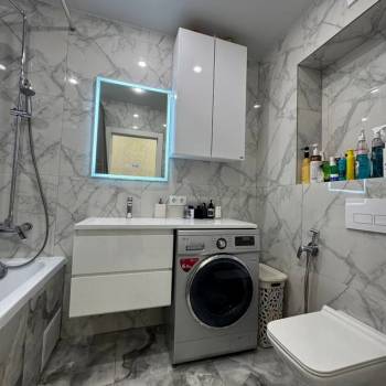 Продается Многокомнатная квартира, 83,7 м²