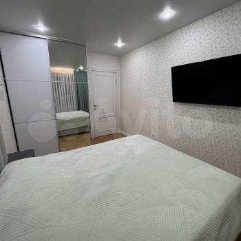 Продается Многокомнатная квартира, 83,7 м²