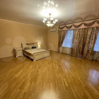 Сдается 2-х комнатная квартира, 121,1 м²