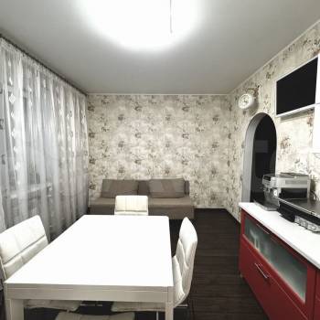 Продается 1-комнатная квартира, 50,2 м²