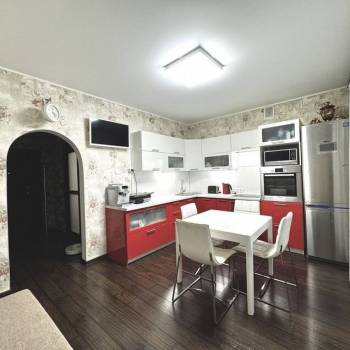 Продается 1-комнатная квартира, 50,2 м²