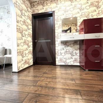 Продается 1-комнатная квартира, 50,2 м²