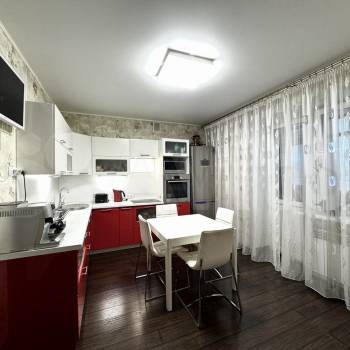 Продается 1-комнатная квартира, 50,2 м²