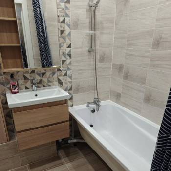 Сдается 1-комнатная квартира, 41 м²