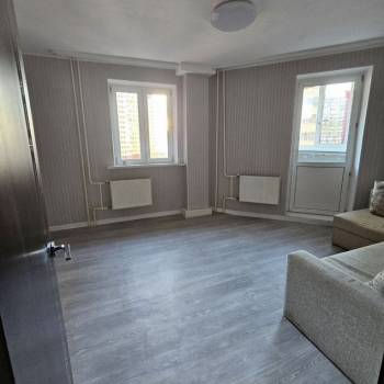 Сдается 1-комнатная квартира, 42 м²