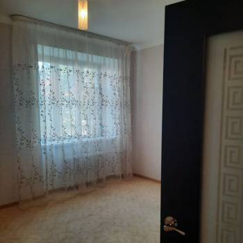 Продается 1-комнатная квартира, 45 м²