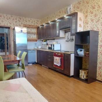 Продается 1-комнатная квартира, 51 м²