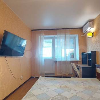 Продается 1-комнатная квартира, 51 м²