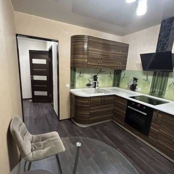 Сдается 1-комнатная квартира, 45 м²