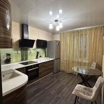 Сдается 1-комнатная квартира, 45 м²